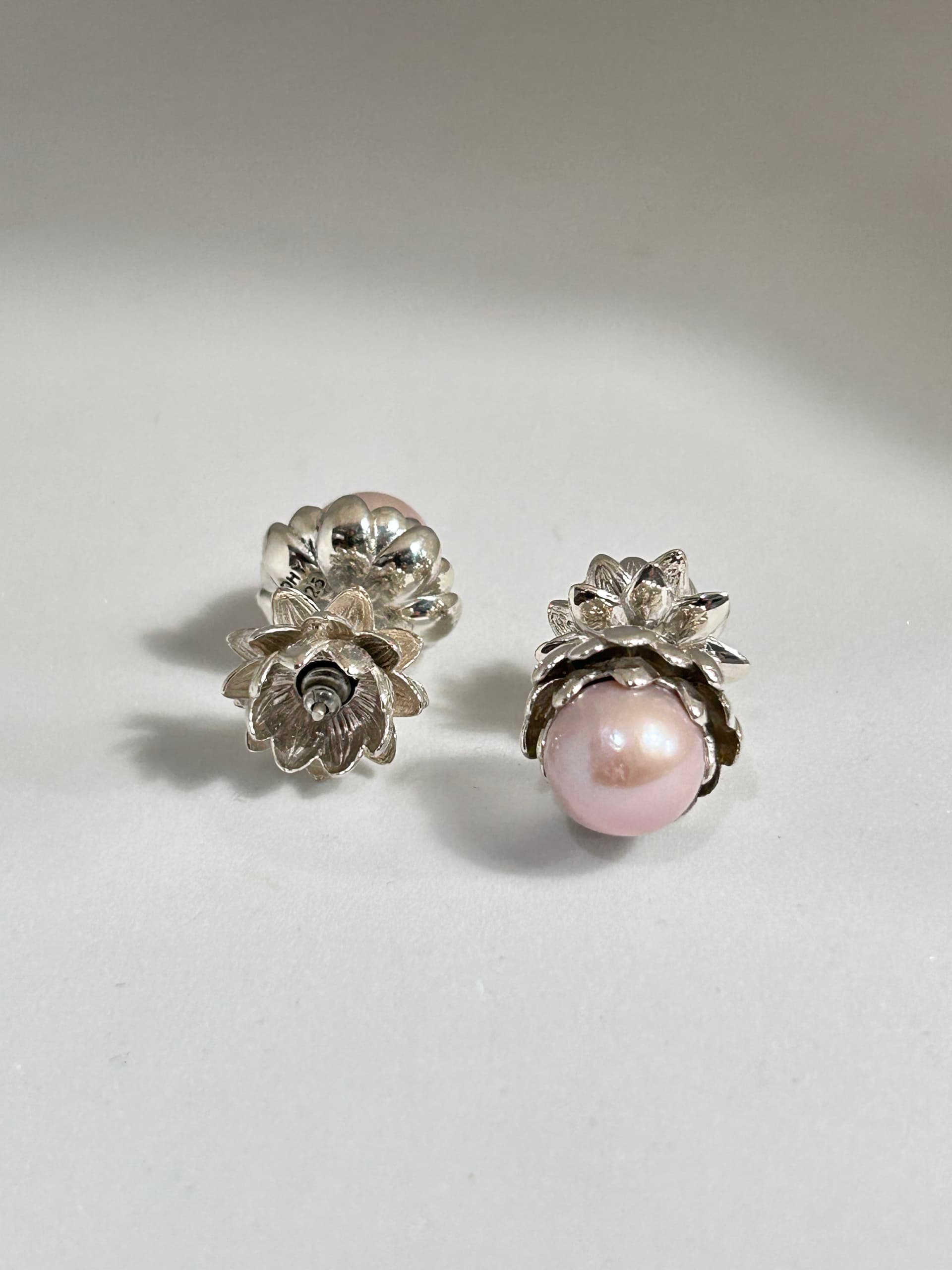 Lotus Blooming Earrings Silver